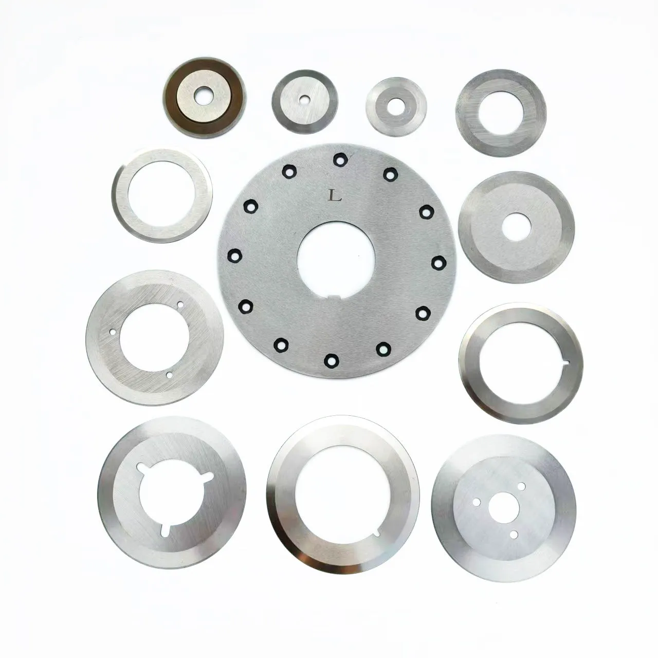 Sharkcutting film slitting blades featuring low-friction mirror finish edge