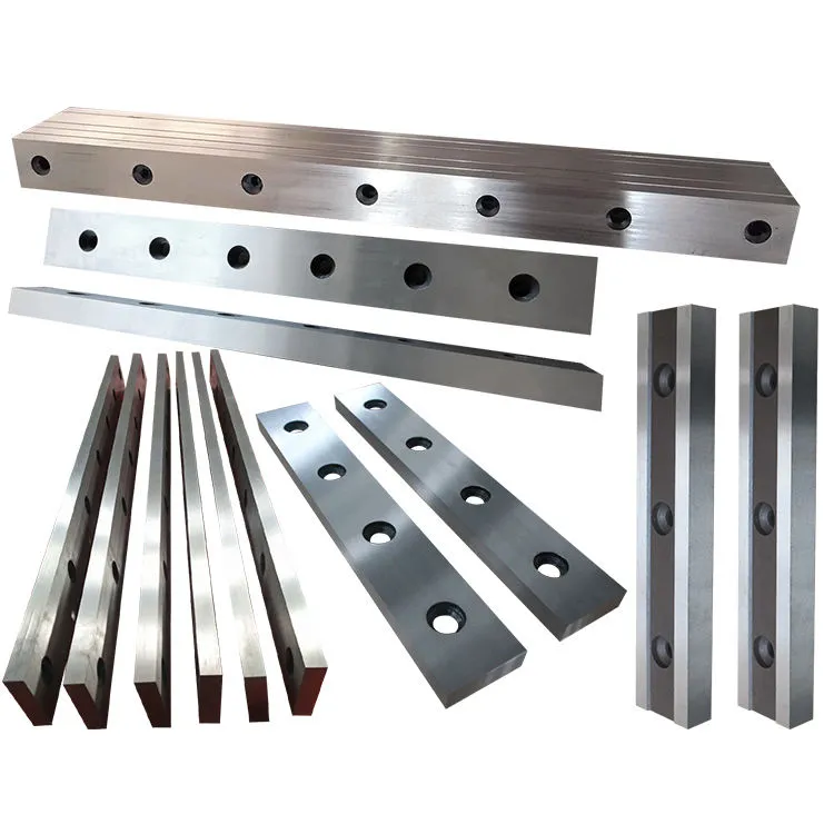 Heavy-duty guillotine blades and straight cut blades