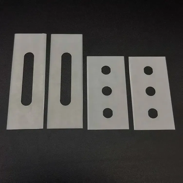 Ultra-thin razor slitting blades for microfiber nonwoven cutting